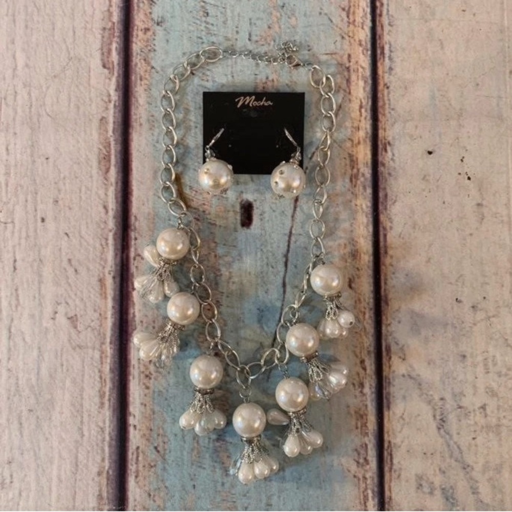 Mocha Earrings and Necklace Set